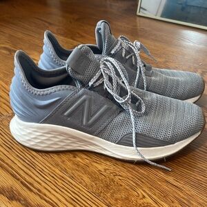 New Balance Fresh Foam ROAV